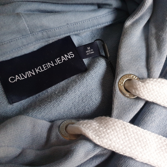 Calvin Klein Jeans Baby Blue Raw Hem Distressed Logo Comfy Hoodie  Sweatshirt MD - Picture 13 of 15